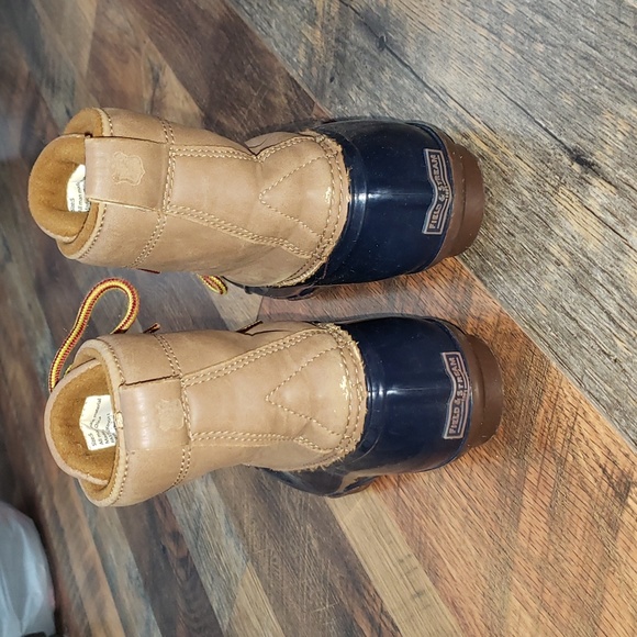 Field & Stream Thinsulate Brown and Blue Duck Boots, Size 5 - Picture 3 of 8